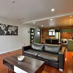 Unique Character Apartment In Heart Of Auckland City